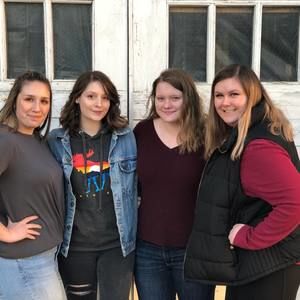 Meet your Posher, Chloe